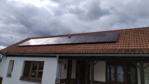 Hybridní elektrárna - Nalžovice - panely na východ