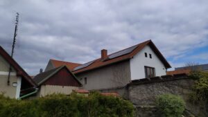 Hybridní elektrárna - Nalžovice - panely na západ 1